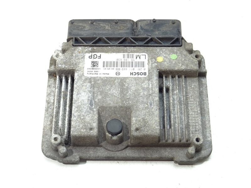 RIADIACA JEDNOTKA MOTORA OPEL VECTRA C KOMBI (Z02) 2003 - 2009 55189630 RIADIACA JEDNOTKA MOTORA OPEL VECTRA C KOMBI (Z02) 2003 - 2009 55189630