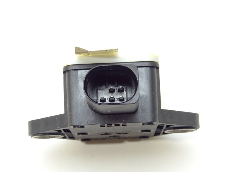 SNÍMAČ SENZOR ESP SEAT EXEO (3R2) 2008 - 2013 4F0907637A SNÍMAČ SENZOR ESP SEAT EXEO (3R2) 2008 - 2013 4F0907637A