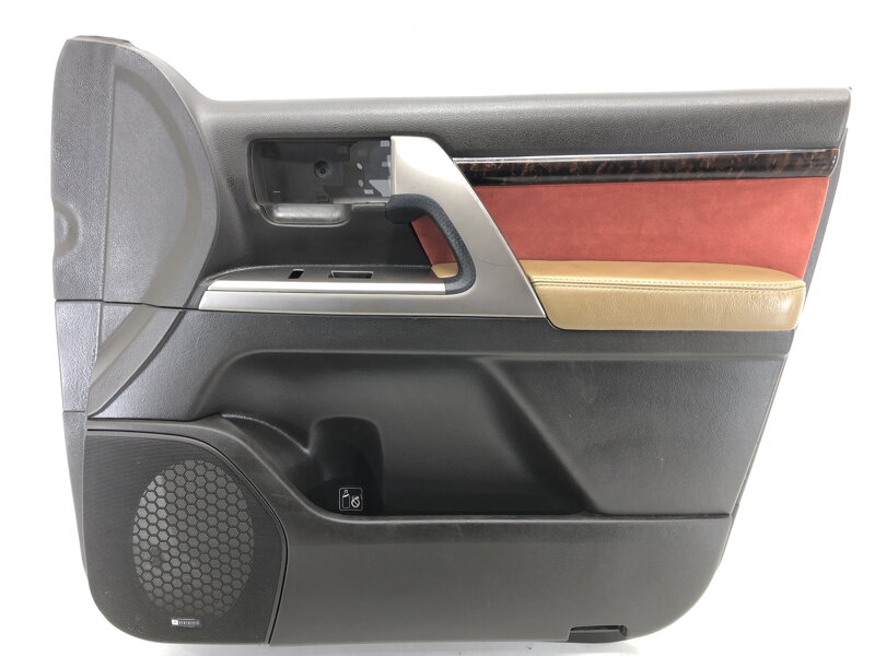 TAPACÍR DVERÍ PREDNÝ PRAVÝ ČALÚNENIE TOYOTA LAND CRUISER 200 (_J2_) 2007 - 2022 TAPACÍR DVERÍ PREDNÝ PRAVÝ ČALÚNENIE TOYOTA LAND CRUISER 200 (_J2_) 2007 - 2022