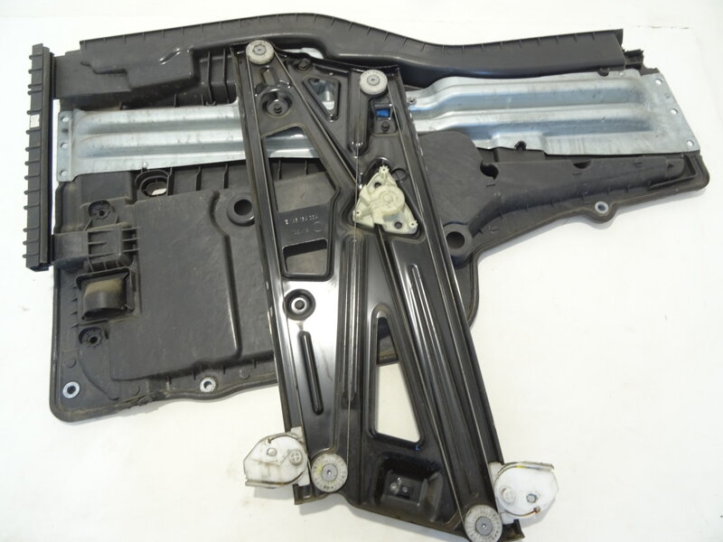 SŤAHOVAČKA OKNA PREDNÁ PRAVÁ MAN TGX I 2006 - 2022 81626456054 SŤAHOVAČKA OKNA PREDNÁ PRAVÁ MAN TGX I 2006 - 2022 81626456054