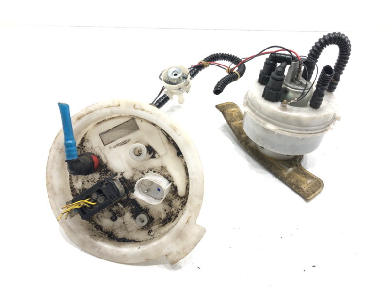 Palivové čerpadlo vnútorné BMW 5 (F10) 2009 - 2016