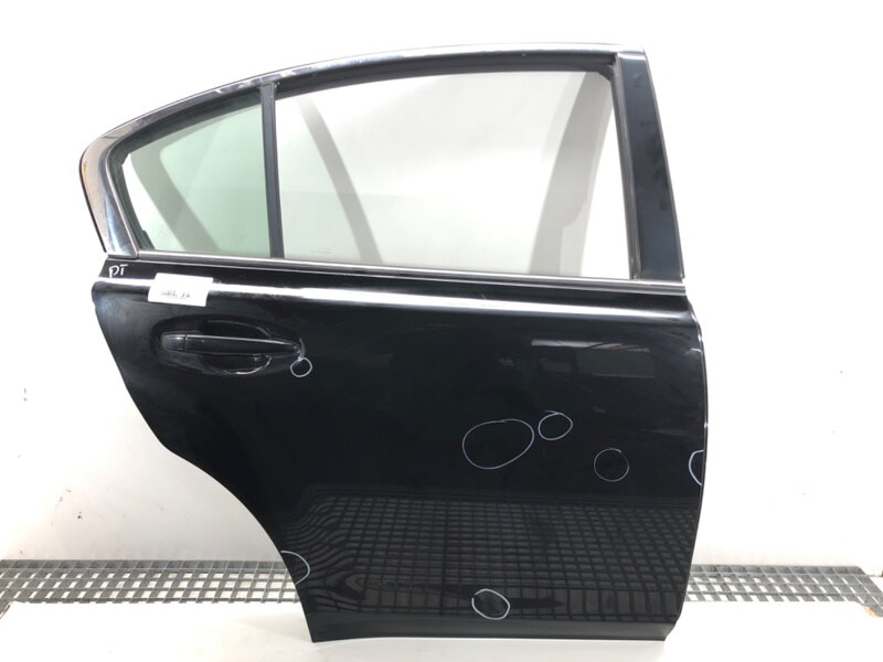DVERE ZADNÉ PRAVÉ SUBARU LEGACY V (BM) 2009 - 2022 DVERE ZADNÉ PRAVÉ SUBARU LEGACY V (BM) 2009 - 2022