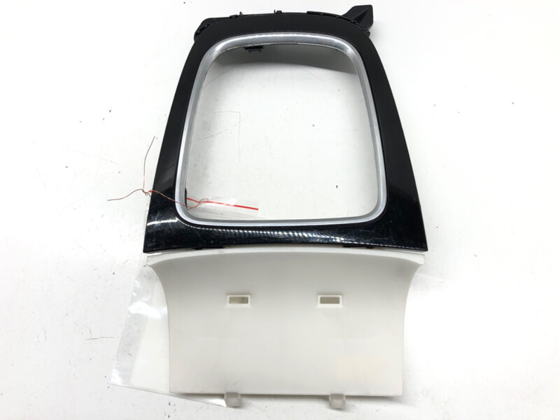 RÁMČEK TUNELA MAZDA 6 SEDAN (GJ, GL) 2012 - 2022 GHP964362 RÁMČEK TUNELA MAZDA 6 SEDAN (GJ, GL) 2012 - 2022 GHP964362