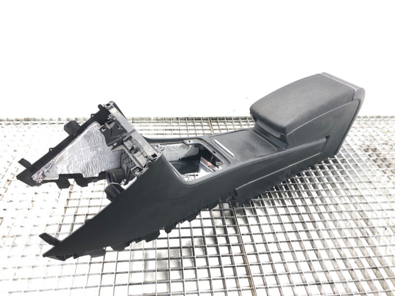 TUNEL STREDOVÝ VW PASSAT CC B6 (357) 2008 - 2012