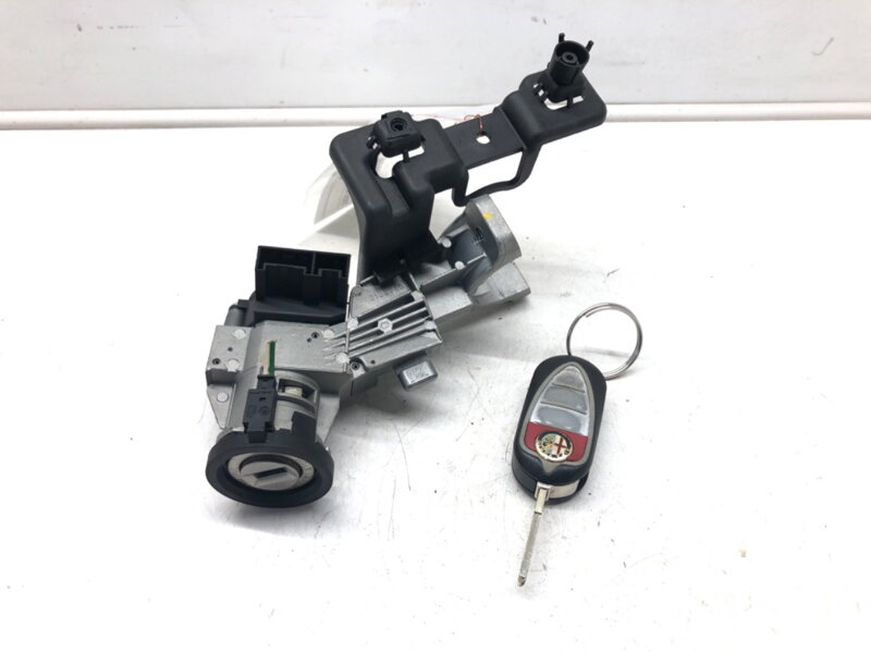 SPÍNACIA SKRINKA ALFA ROMEO MITO (955_) 2008 - 2018 50515281