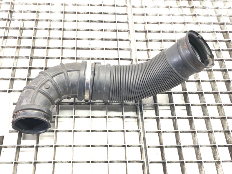 VZDUCHOVÉ POTRUBIE OPEL ASTRA J SPORTS TOURER (P10) 2010 - 2015 315875880