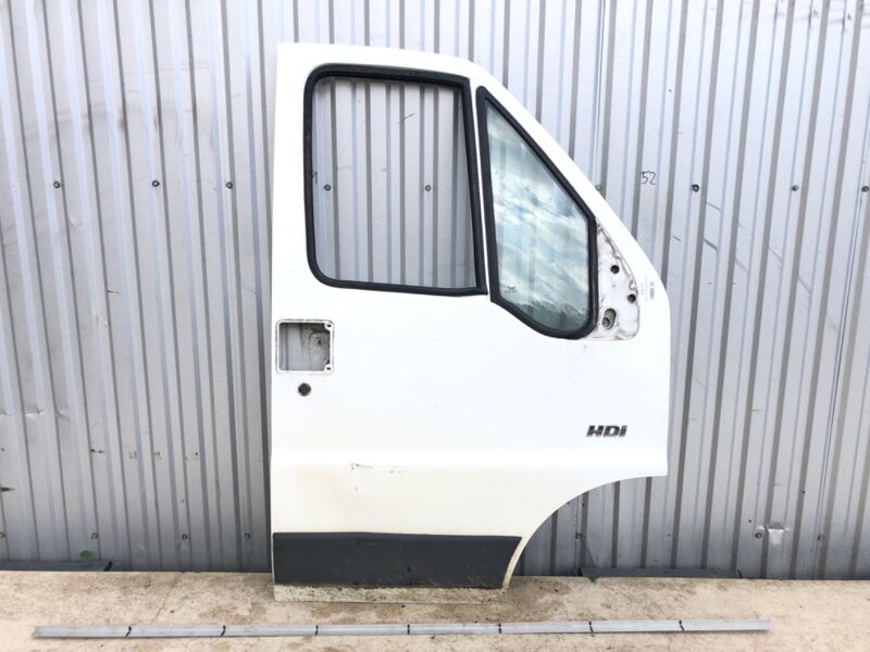 DVERE PRAVÉ PREDNÉ PEUGEOT BOXER AUTOBUS (244, Z_) 2001 - 2022 DVERE PRAVÉ PREDNÉ PEUGEOT BOXER AUTOBUS (244, Z_) 2001 - 2022