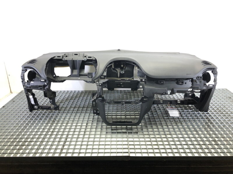 PALUBNÁ DOSKA / KOKPIT FIAT PUNTO EVO (199_) 2008 - 2022 PALUBNÁ DOSKA / KOKPIT FIAT PUNTO EVO (199_) 2008 - 2022