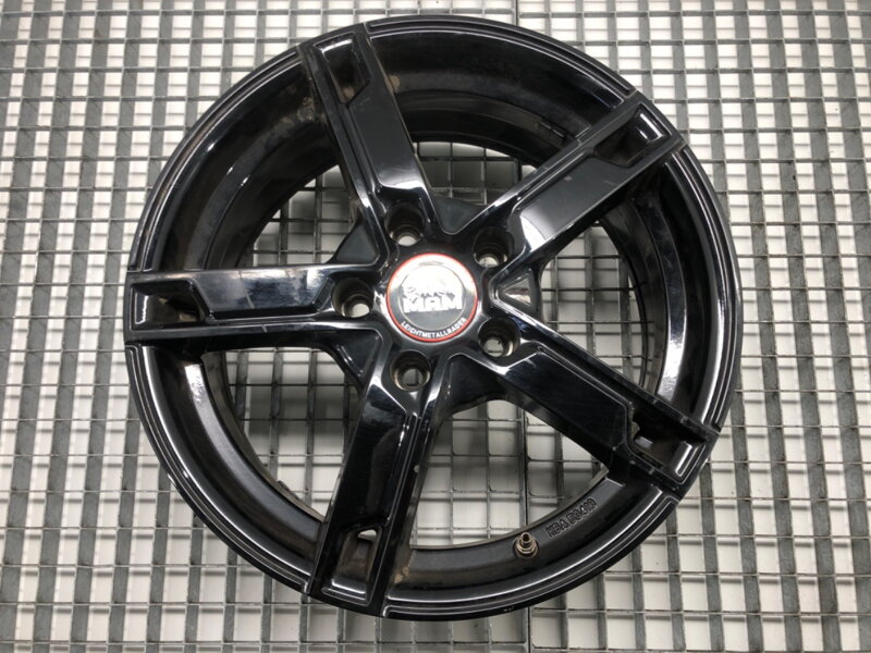 HLINÍKOVÝ DISK ET38 STRED HYUNDAI I30 (FD) 2007 - 2012 HLINÍKOVÝ DISK ET38 STRED HYUNDAI I30 (FD) 2007 - 2012