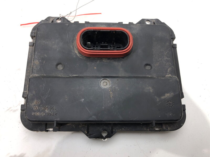 RIADIACA JEDNOTKA XENÓN JAGUAR XE (X760) 2015 - 2022 19597900AC