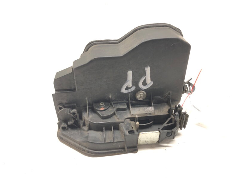 ZÁMOK DVERÍ PRAVÝ PREDNÝ BMW X5 (E70) 2006 - 2013 7202146 ZÁMOK DVERÍ PRAVÝ PREDNÝ BMW X5 (E70) 2006 - 2013 7202146