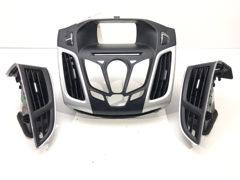 MRIEŽKY VENTILÁCIE PREDNÁ FORD FOCUS III TURNIER 2010 - 2022 BM51-A014L20BC BM51A014L21AC MRIEŽKY VENTILÁCIE PREDNÁ FORD FOCUS III TURNIER 2010 - 2022 BM51-A014L20BC BM51A014L21AC