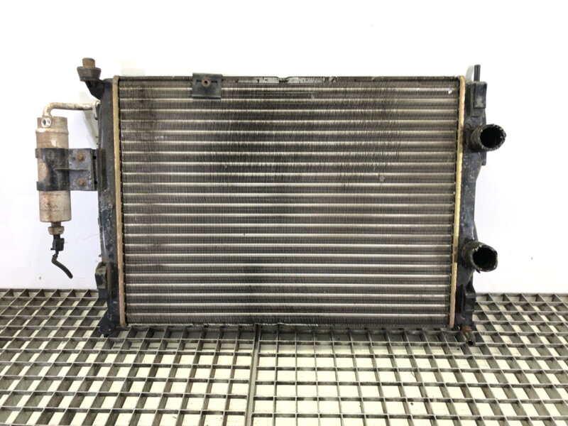 CHLADIČ VODY NISSAN QASHQAI / QASHQAI +2 I (J10, NJ10, JJ10E) 2006 - 2014 CHLADIČ VODY NISSAN QASHQAI / QASHQAI +2 I (J10, NJ10, JJ10E) 2006 - 2014