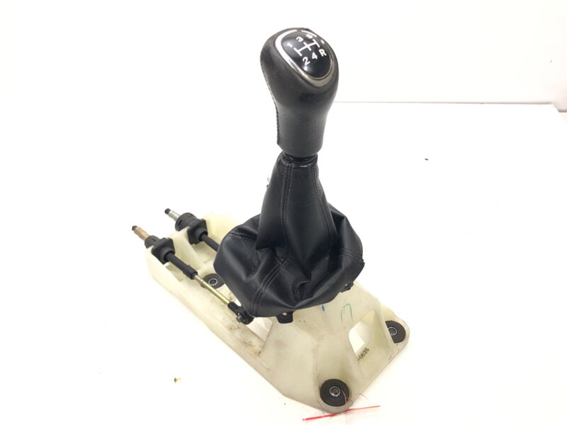 RIADIACA PÁKA VOLIČ PREVODOVKY MITSUBISHI OUTLANDER I (CU_W) 2001 - 2008