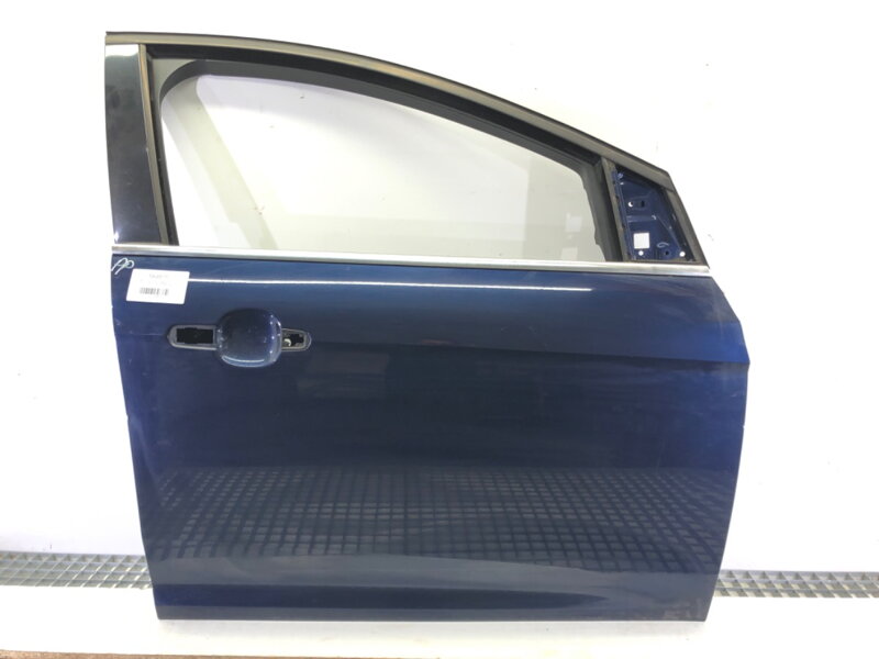 DVERE PRAVÉ PREDNÉ FORD FOCUS III TURNIER 2010 - 2022 DVERE PRAVÉ PREDNÉ FORD FOCUS III TURNIER 2010 - 2022