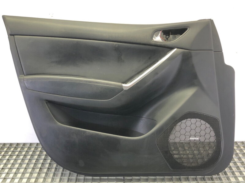 TAPACÍR DVERÍ ĽAVÝ PREDNÝ MAZDA CX-5 (KE, GH) 2011 - 2017 TAPACÍR DVERÍ ĽAVÝ PREDNÝ MAZDA CX-5 (KE, GH) 2011 - 2017