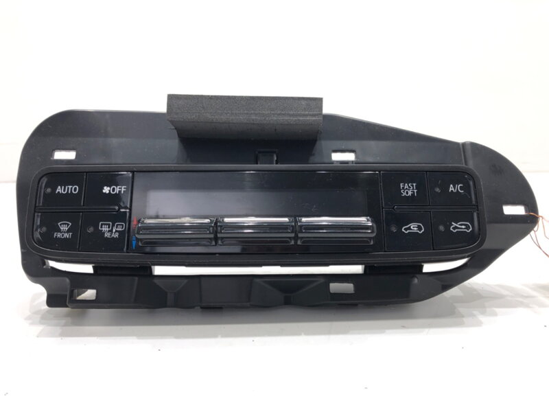 PANEL OVLÁDANIA VENTILÁCIE TOYOTA AURIS KOMBI (_E18_) 2013 - 2018 55468-02030