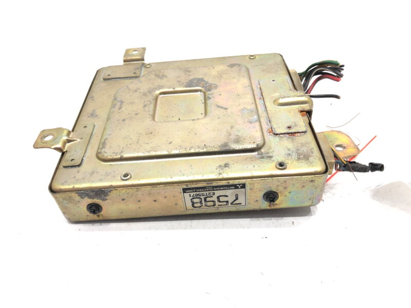 RIADIACA JEDNOTKA MOTORA MITSUBISHI PAJERO I (L04_G, L14_G) 1982 - 1991 E2T55071 MD107598 RIADIACA JEDNOTKA MOTORA MITSUBISHI PAJERO I (L04_G, L14_G) 1982 - 1991 E2T55071 MD107598