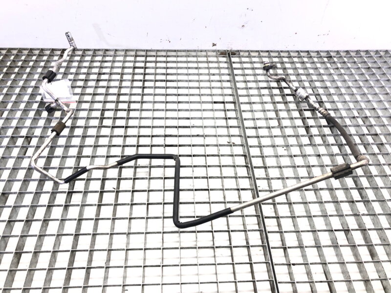 Hadica klimatizácie Audi Q5 (8RB) 2008 - 2017 8R0260367