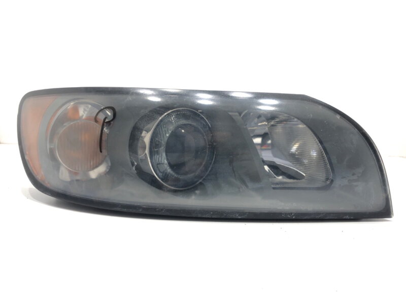 SVETLO PRAVÉ PREDNÉ XENÓN VOLVO V50 (545) 2003 - 2012 30698890 SVETLO PRAVÉ PREDNÉ XENÓN VOLVO V50 (545) 2003 - 2012 30698890
