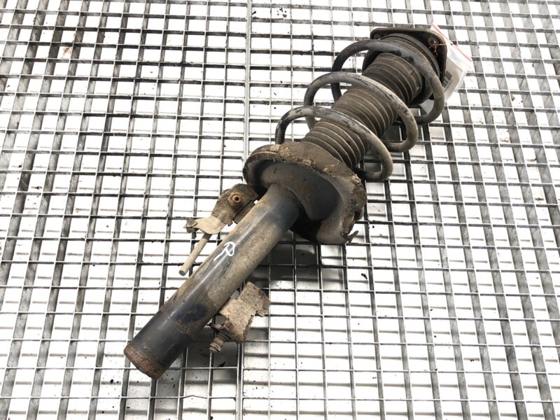 TLMIČ PRAVÝ PREDNÝ MAZDA 3 (BK) 2003 - 2009