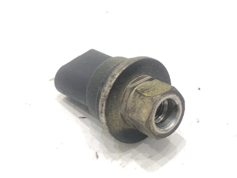 SNÍMAČ KLIMATIZÁCIE AUDI A4 B6 (8E2) 2000 - 2005 8Z0959126