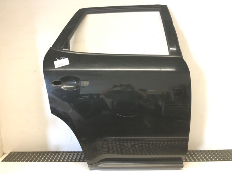 DVERE PRAVÉ ZADNÉ NISSAN MURANO I (Z50) 2002 - 2009 DVERE PRAVÉ ZADNÉ NISSAN MURANO I (Z50) 2002 - 2009