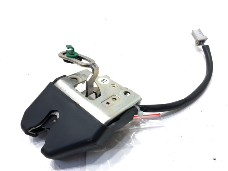 ZÁMOK VEKA BATOŽINOVÉHO PRIESTORU ZADNÝ HONDA CIVIC VIII SEDAN (FD, FA) 2005 - 2022 ZÁMOK VEKA BATOŽINOVÉHO PRIESTORU ZADNÝ HONDA CIVIC VIII SEDAN (FD, FA) 2005 - 2022