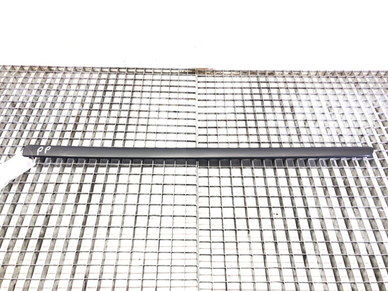 LIŠTA DVERÍ PRAVÁ PREDNÁ PEUGEOT 407 SW (6E_) 2004 - 2011 96445541XT LIŠTA DVERÍ PRAVÁ PREDNÁ PEUGEOT 407 SW (6E_) 2004 - 2011 96445541XT