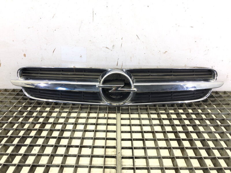 MASKA CHLADIČA GRILL OPEL VECTRA C KOMBI (Z02) 2003 - 2009