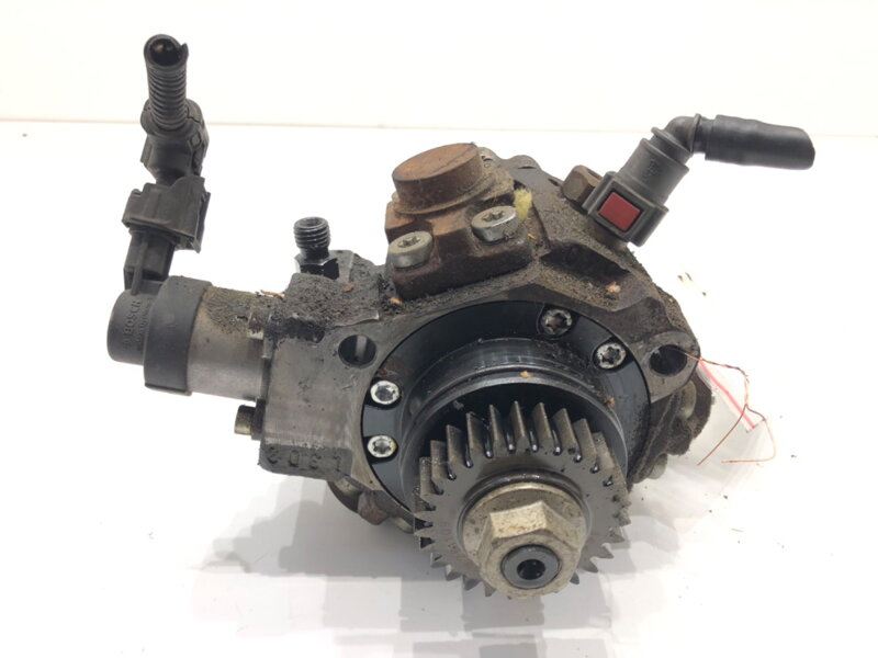 VSTREKOVACIE ČERPADLO RENAULT LAGUNA III (BT0/1) 2007 - 2015 0445010223