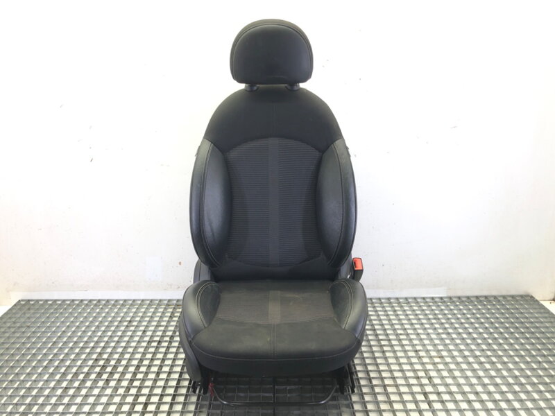 SEDADLO PRAVÉ PREDNÉ MINI MINI COUNTRYMAN (R60) 2010 - 2016