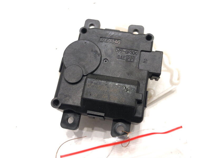 MOTOR RADIÁTORA KÚRENIA SUZUKI SX4 S-CROSS (JY) 2013 - 2022 CZ113800-3480 MOTOR RADIÁTORA KÚRENIA SUZUKI SX4 S-CROSS (JY) 2013 - 2022 CZ113800-3480