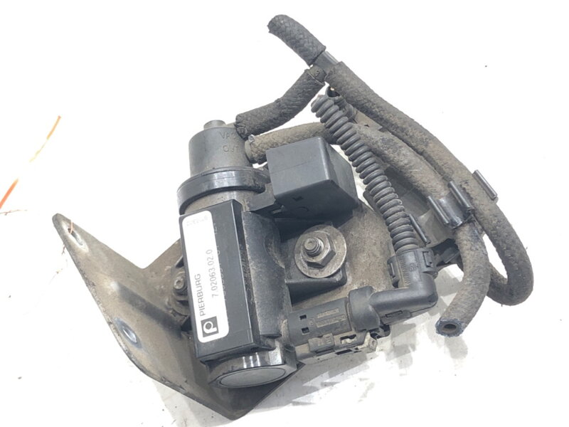 VENTIL PODTLAKU BMW X3 (E83) 2003 - 2011 702063020