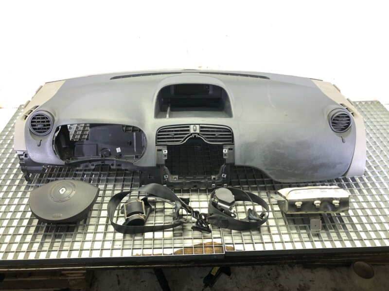 PALUBNÁ DOSKA / KOKPIT VANKÚŠE PÁSY SADA RENAULT KANGOO / GRAND KANGOO II (KW0/1_) 2008 - 2022 PALUBNÁ DOSKA / KOKPIT VANKÚŠE PÁSY SADA RENAULT KANGOO / GRAND KANGOO II (KW0/1_) 2008 - 2022