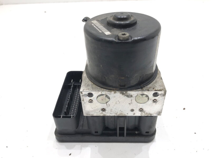 ČERPADLO VOLVO V50 (545) 2003 - 2012 4N51-2C405-GA ČERPADLO VOLVO V50 (545) 2003 - 2012 4N51-2C405-GA