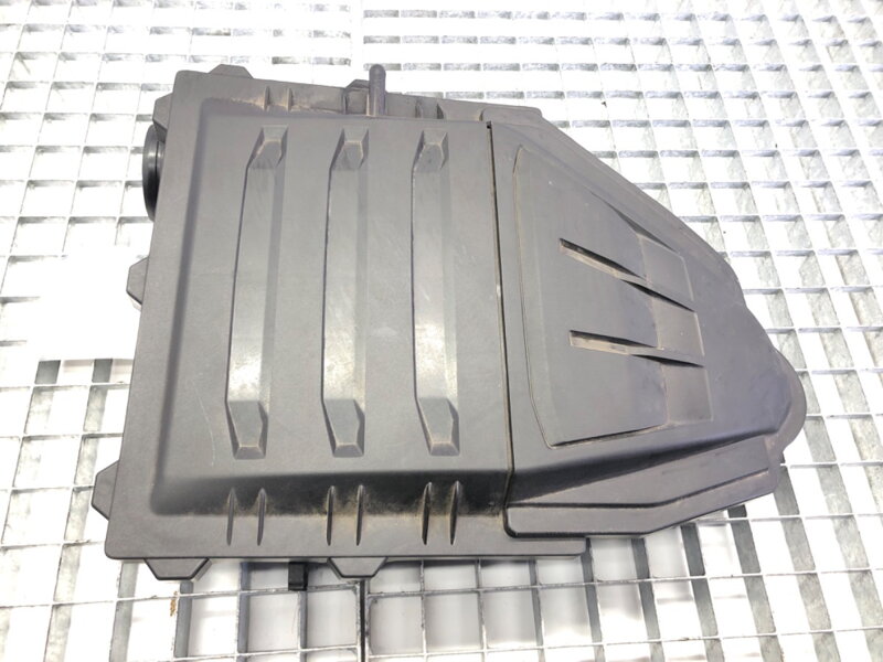 KRYT FILTRA VZDUCHU VW POLO VI (AW1, BZ1, AE1) 2017 - 2022 04C129620A
