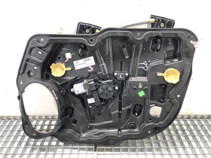 SŤAHOVAČKA OKNA PRAVÁ PREDNÁ JEEP COMPASS (MP, M6) 2016 - 2022 C61743-104