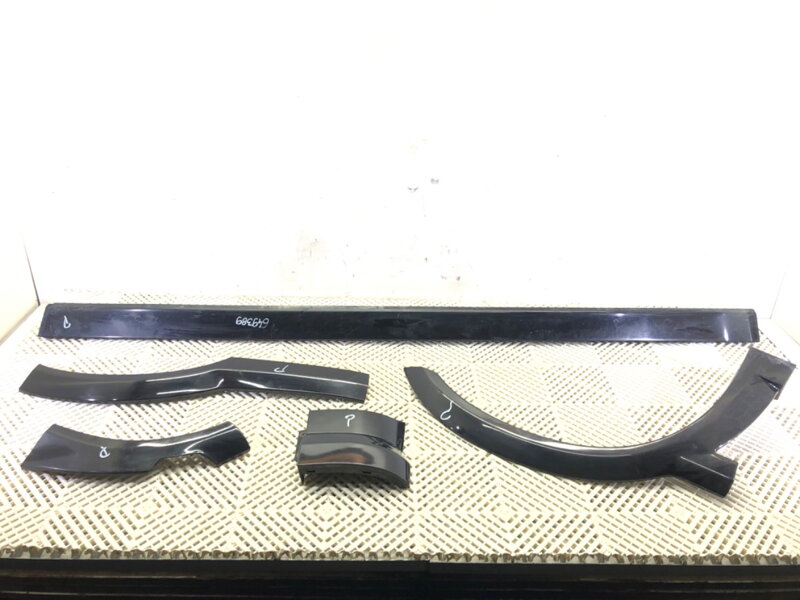 LIŠTA PRAHOVÁ PRAVÁ OPEL ZAFIRA A (MPV) (T98) 1999 - 2005 09270520