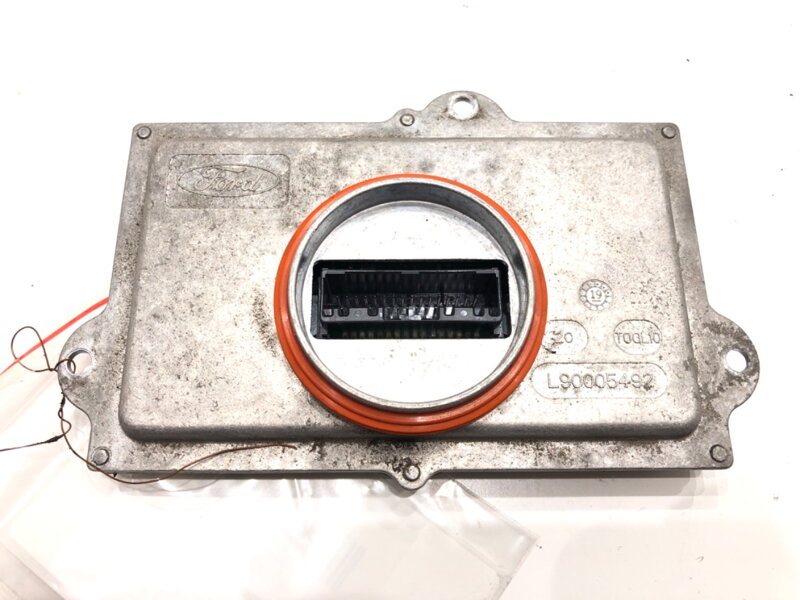 RIADIACA JEDNOTKA XENÓN FORD MONDEO V SEDAN (CD) 2012 - 2022 90128444
