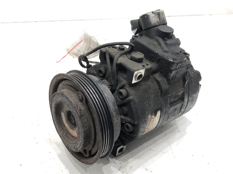 KOMPRESOR KLIMATIZÁCIE VW PASSAT B5 VARIANT (3B5) 1997 - 2001 8D0260808