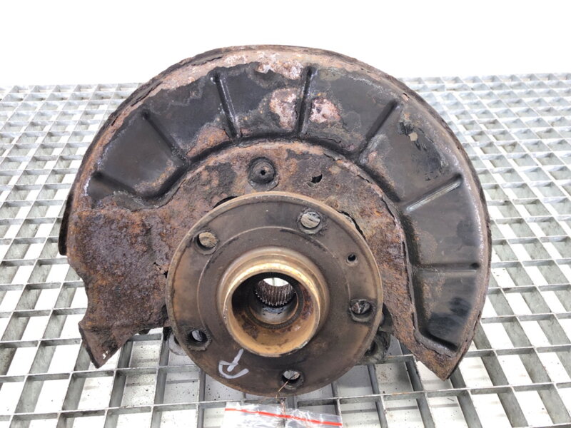 OTOČ PRAVÁ PREDNÁ VW PASSAT CC B6 (357) 2008 - 2012