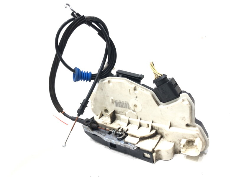 ZÁMOK DVERÍ ĽAVÝ PREDNÝ VW PASSAT CC B6 (357) 2008 - 2012 5N1837015C ZÁMOK DVERÍ ĽAVÝ PREDNÝ VW PASSAT CC B6 (357) 2008 - 2012 5N1837015C