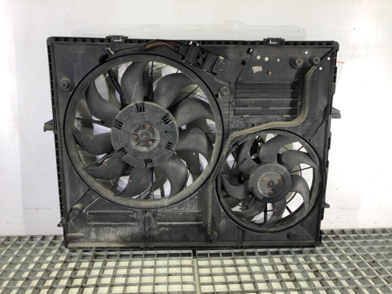 VENTILÁTOR CHLADIČA PORSCHE CAYENNE (9PA) 2002 - 2010 7L0121203G VENTILÁTOR CHLADIČA PORSCHE CAYENNE (9PA) 2002 - 2010 7L0121203G