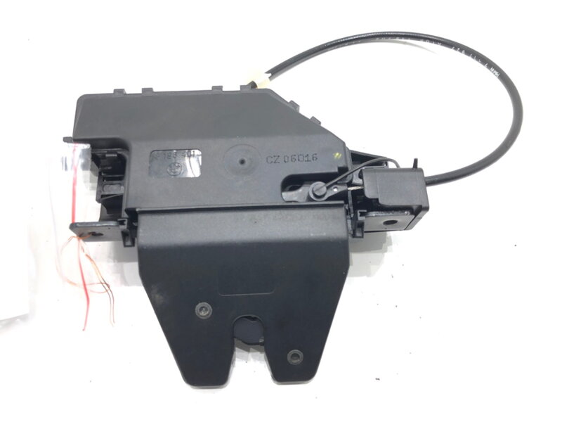 ZÁMOK VEKA BATOŽINOVÉHO PRIESTORU ZADNÝ BMW 3 COUPE (E92) 2005 - 2013 8196401