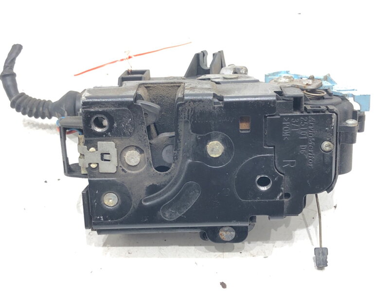 ZÁMOK DVERÍ PRAVÝ PREDNÝ VW TOUAREG (7LA, 7L6, 7L7) 2002 - 2013 3D1837016AC