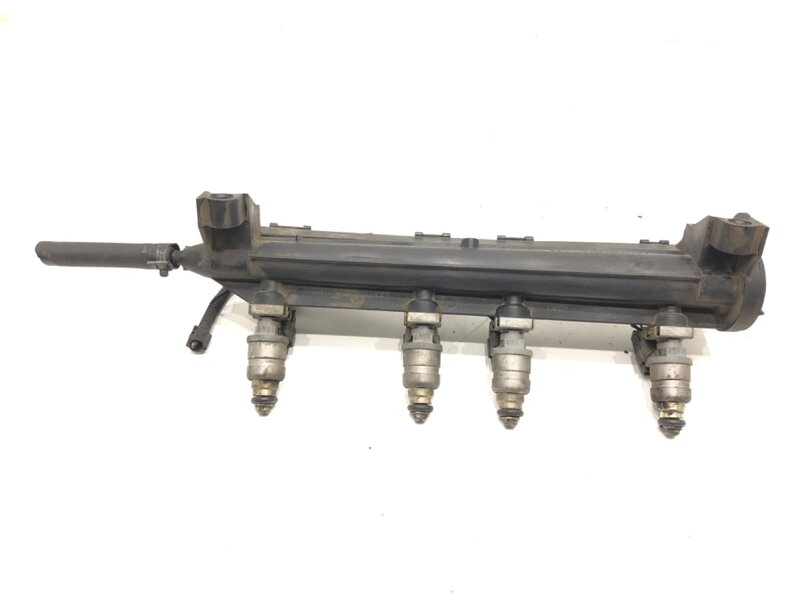 VSTREKOVACIA RAMPA SEAT LEON (1P1) 2005 - 2013 06A906031BT