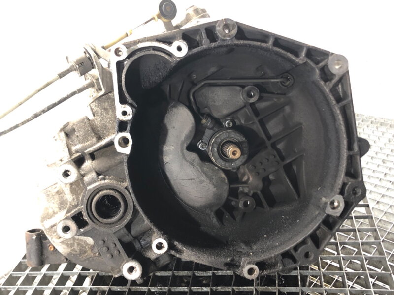 PREVODOVKA OPEL VECTRA C (Z02) 2002 - 2009 55192042 PREVODOVKA OPEL VECTRA C (Z02) 2002 - 2009 55192042