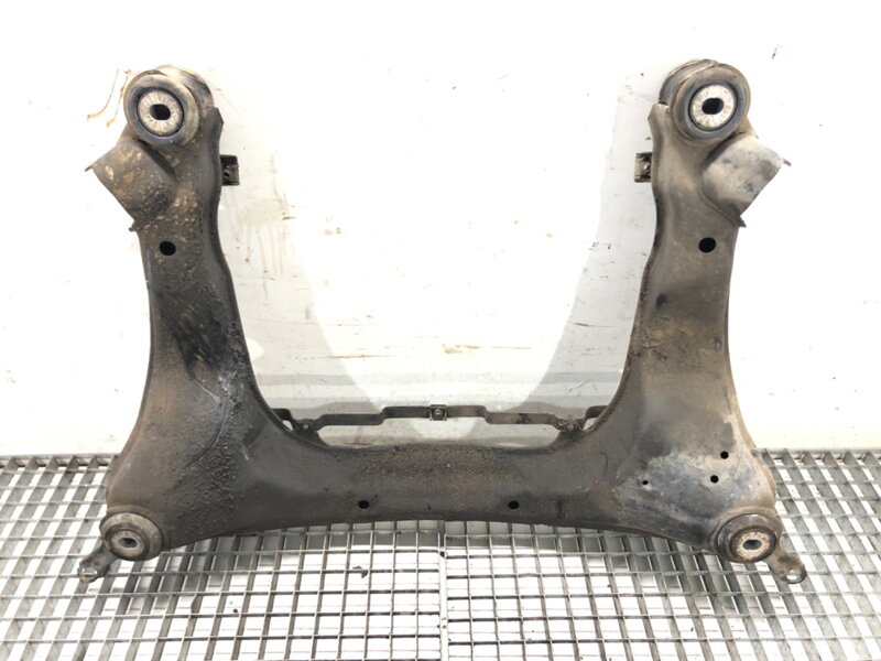 VÝSTUHA POD MOTOR AUDI A4 B7 AVANT (8ED) 2004 - 2008