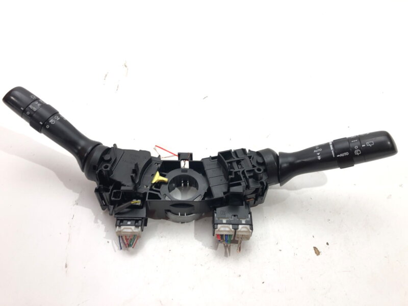 PREPÍNAČ ZDRUŽENÝ TOYOTA AVENSIS KOMBI (_T27_) 2009 - 2018